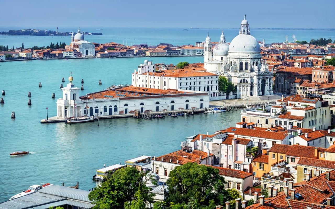 Bella Venezia Hotel ภายนอก รูปภาพ